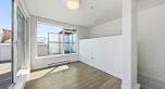 501 379 E Broadway