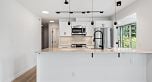 305 1328 W Pender Street