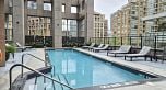 1800 433 Robson Street