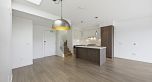 501 379 E Broadway