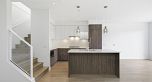 501 379 E Broadway