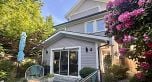 1372 E 10th Avenue