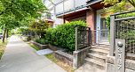 3187 E Kent Avenue North