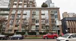 863 Richards Street