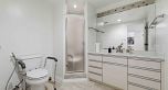 1602 738 Broughton Street