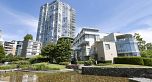 501 1228 Marinaside Crescent