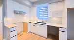 3 2557 W King Edward Avenue