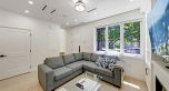 1 683 W 19th Avenue