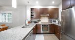 6139 Oak Street