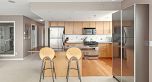 1305 120 Milross Avenue