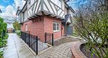 6139 Oak Street