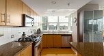 1305 120 Milross Avenue
