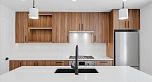 6833 Cambie Street