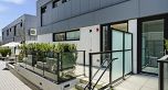 6833 Cambie Street