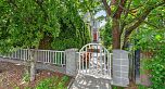 1528 E Pender Street