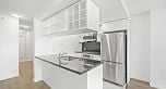 910 833 Seymour Street