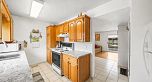 5 3550 E 49th Avenue