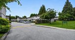 5 3550 E 49th Avenue