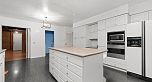 1042 W 48th Avenue