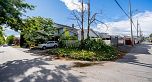 1525 E 51st Avenue