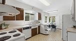 2880 Oxford Street