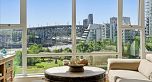 803 455 Beach Crescent