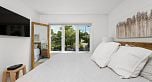 11 E 19th Avenue