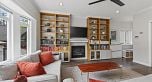 1528 E Pender Street