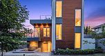 2863 W King Edward Avenue