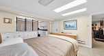 1049 W 33rd Avenue