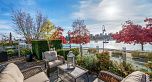 1576 Homer Mews