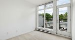 206 5632 Kings Road