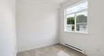 206 5632 Kings Road
