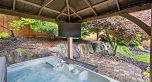 3887 Angus Crescent