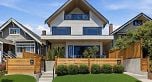 1 625 E 24th Avenue