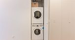 1004 933 E Hastings Street