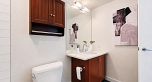 604 738 Broughton Street