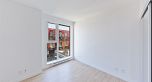1004 933 E Hastings Street
