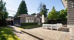 6869 Selkirk Street