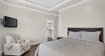 1010 E 55th Avenue
