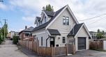 720 E 30th Avenue