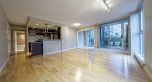 506 583 Beach Crescent