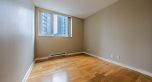 506 583 Beach Crescent