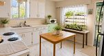 3141 E Broadway