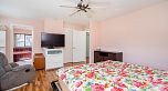 732 W 26th Avenue