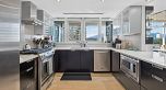 702 1205 W Hastings Street