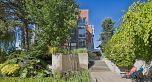 301 1502 Island Park Walk