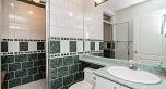 732 W 26th Avenue