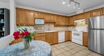 707 5639 Hampton Place