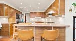 1601 738 Broughton Street
